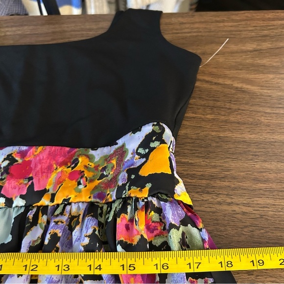 ❤️ SPEECHLESS Womens Black Floral Sleeveless Short Fit + Flare Dress Medium NWT - Picture 9 of 11